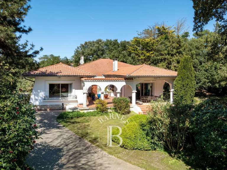 House Hossegor - 9 bedrooms - 290m²