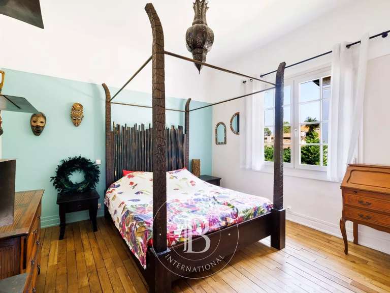Maison Biarritz - 5 chambres - 303m²
