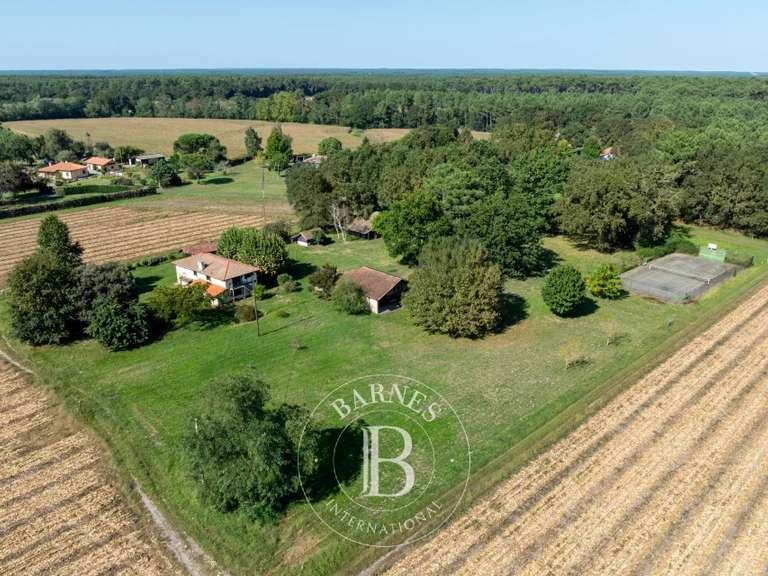 Maison Soustons - 8 chambres - 207m²