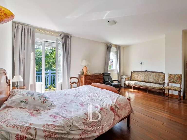 Maison Biarritz - 5 chambres - 230m²