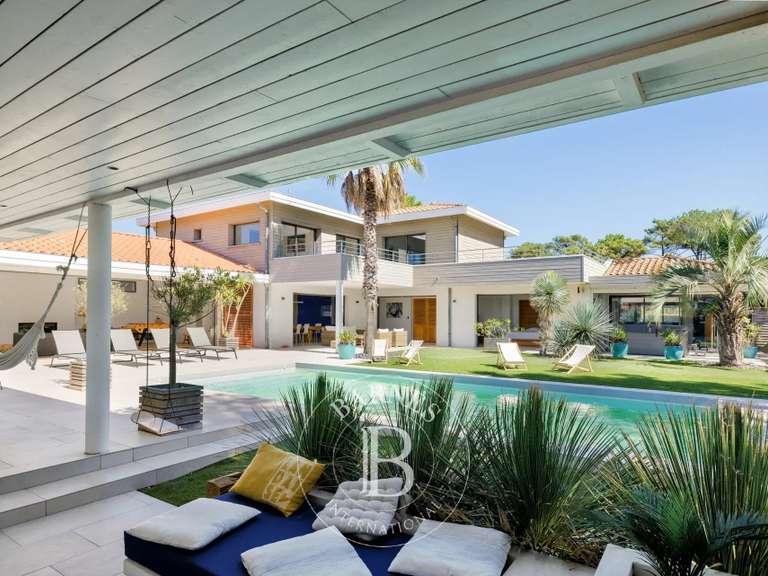 House Hossegor - 8 bedrooms - 500m²