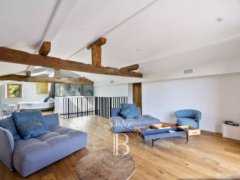 House Larressore - 5 bedrooms - 390m²