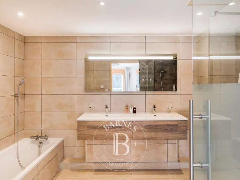 Chalet Abondance - 6 bedrooms - 238m²
