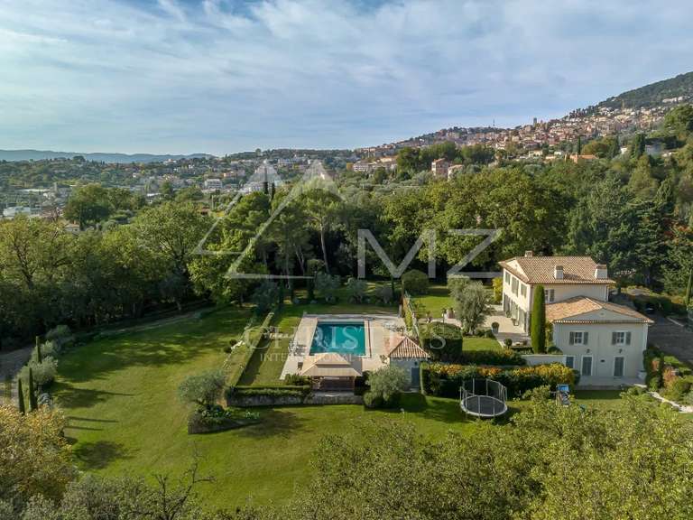 Property Grasse - 8 bedrooms - 452m²