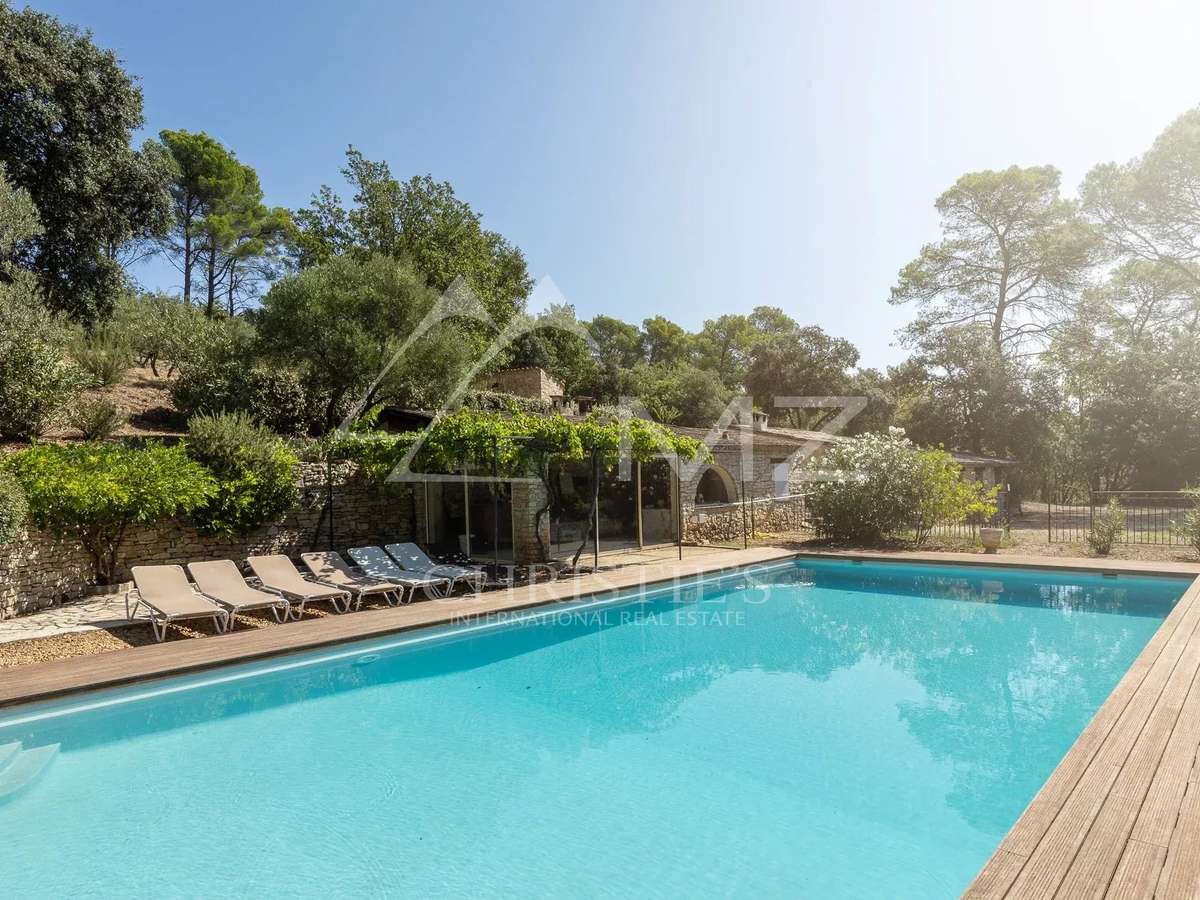 Property Lorgues