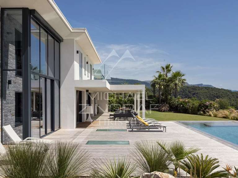 Villa Roquefort-les-Pins - 6 chambres - 600m²