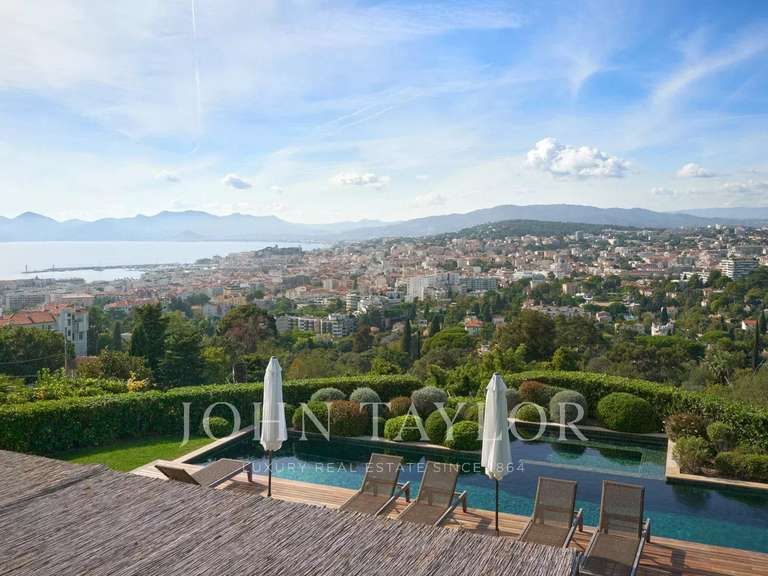 Property with Sea view Cannes - 5 bedrooms - 300m²
