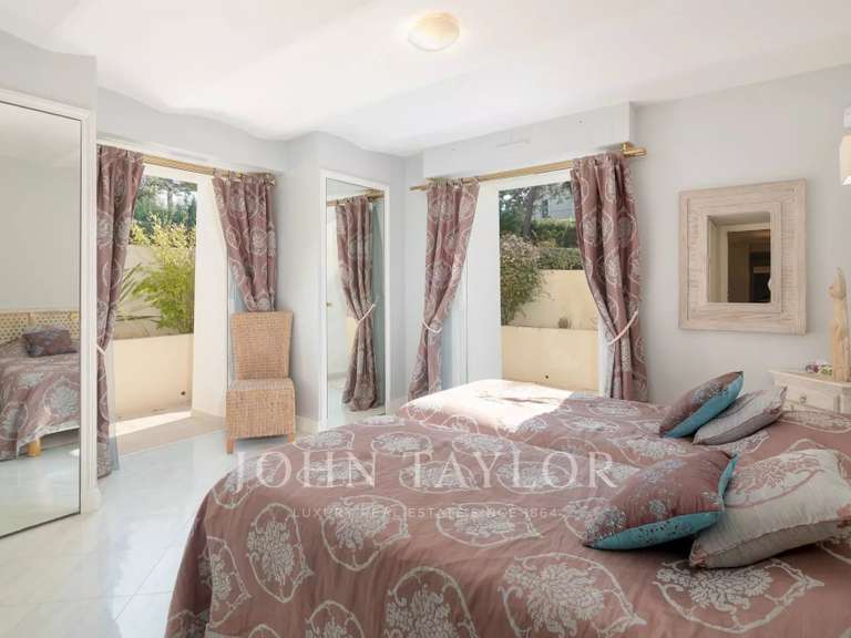 Property Cap-d-antibes - 10 bedrooms - 600m²