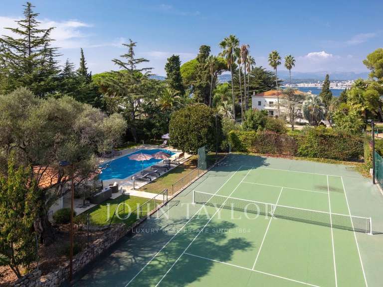 Property Cap-d-antibes - 10 bedrooms - 600m²