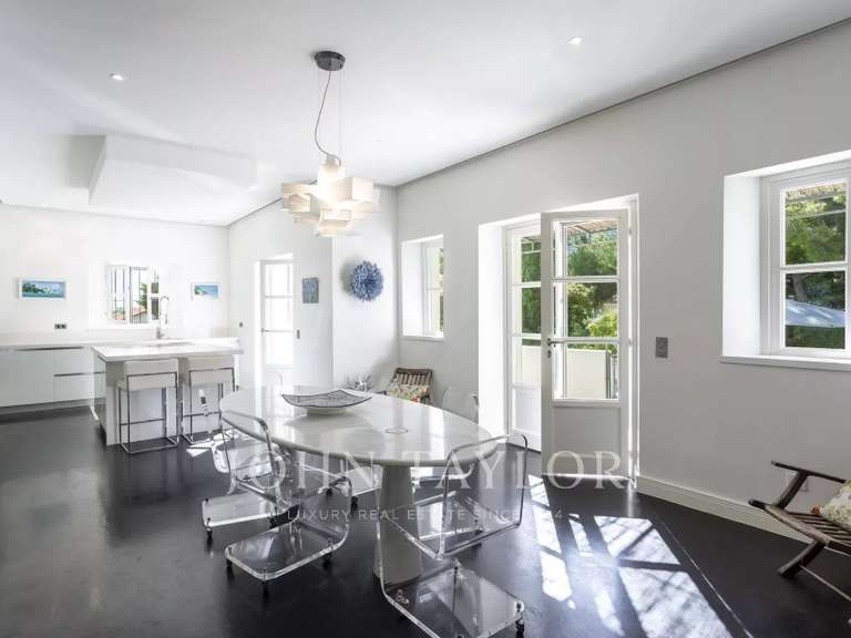 Property Cap-d-antibes - 6 bedrooms - 400m²