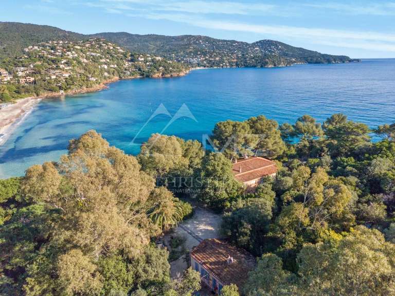 Propriété Le Lavandou - 8 chambres - 455m²