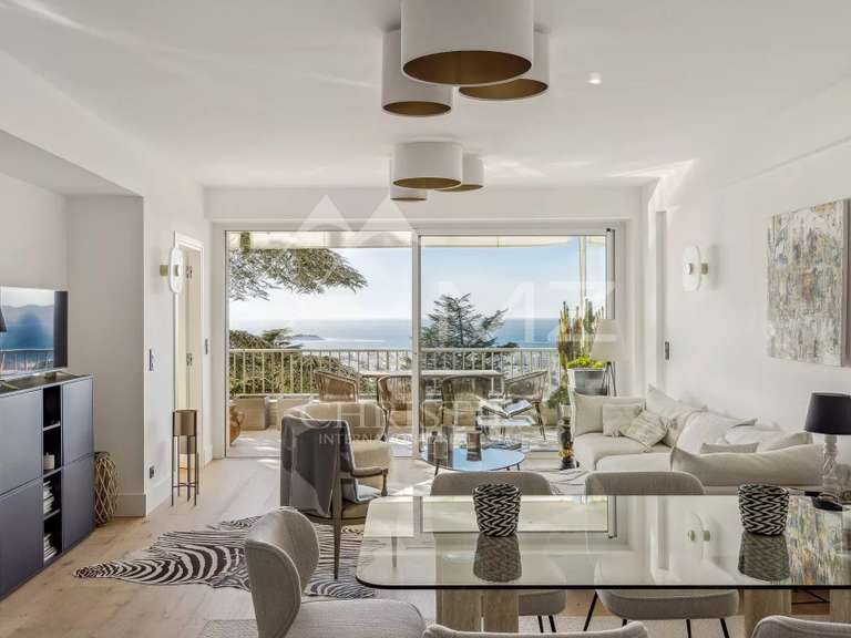 Apartment with Sea view Cannes - 3 bedrooms - 118m²