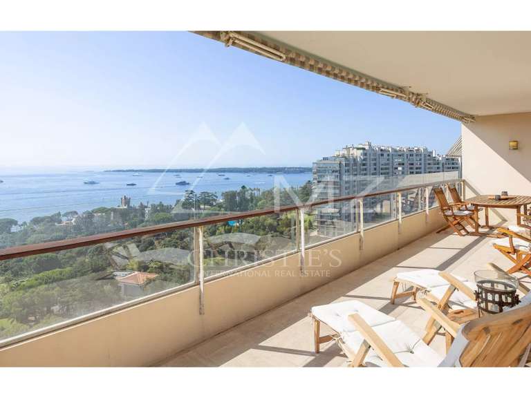 Apartment with Sea view Cannes - 3 bedrooms - 121m²