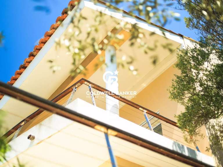 Villa with Sea view Ile-du-levant - 3 bedrooms - 3842m²