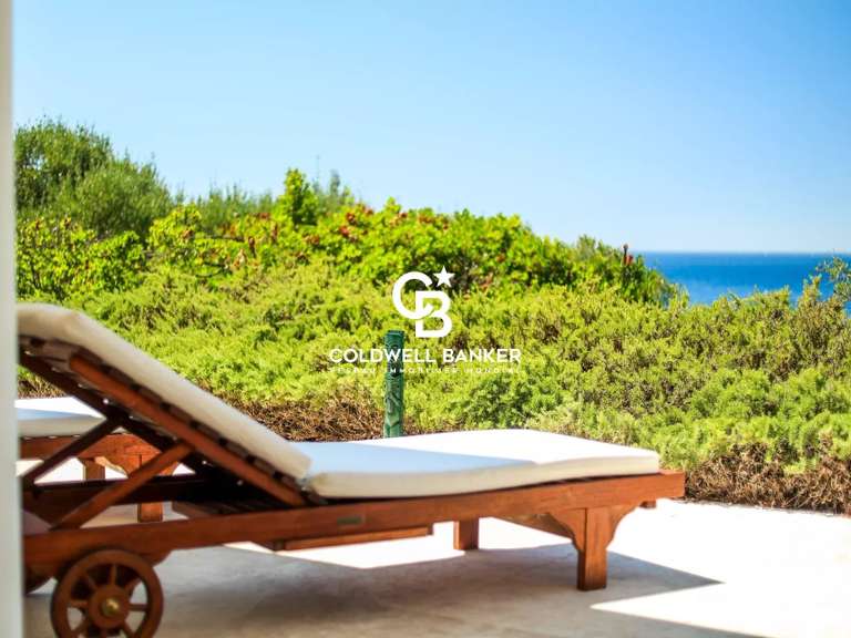 Villa with Sea view Ile-du-levant - 3 bedrooms - 3842m²