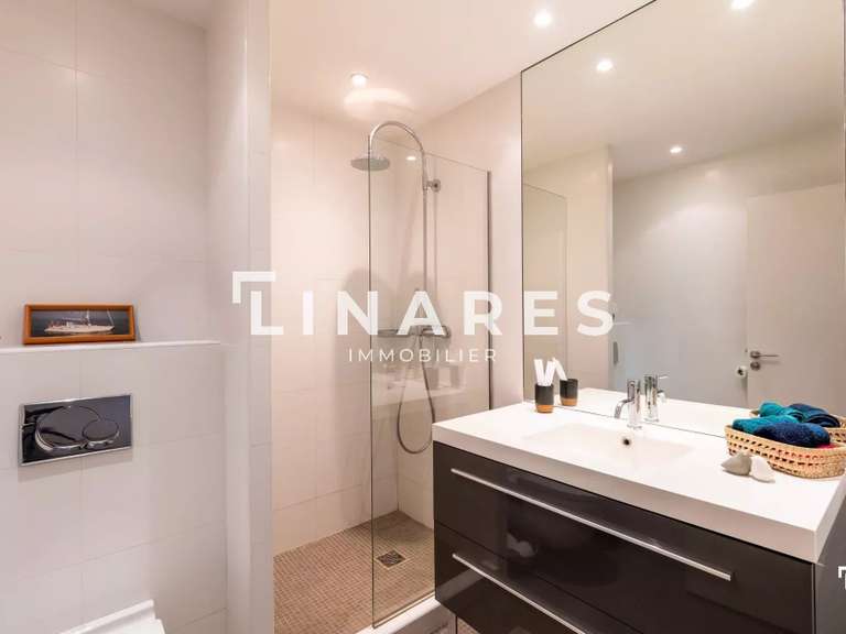 Appartement Marseille 8e - 3 chambres - 122m²