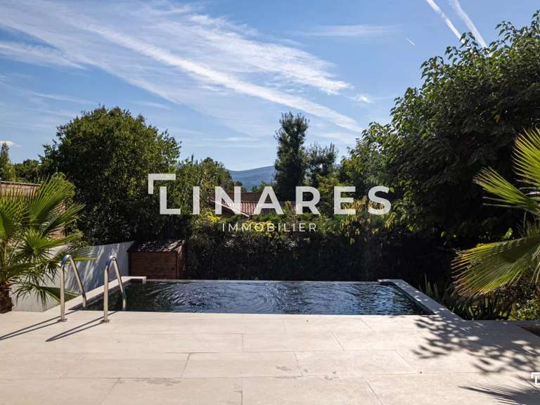 Maison Marseille 11e - 4 chambres - 180m²