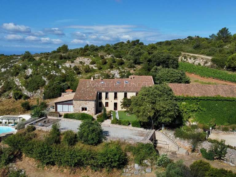 Propriété Saint-Chinian - 10 chambres - 1280m²