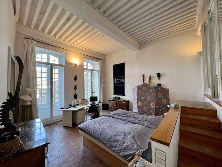 Château Uzès - 9 chambres - 850m²