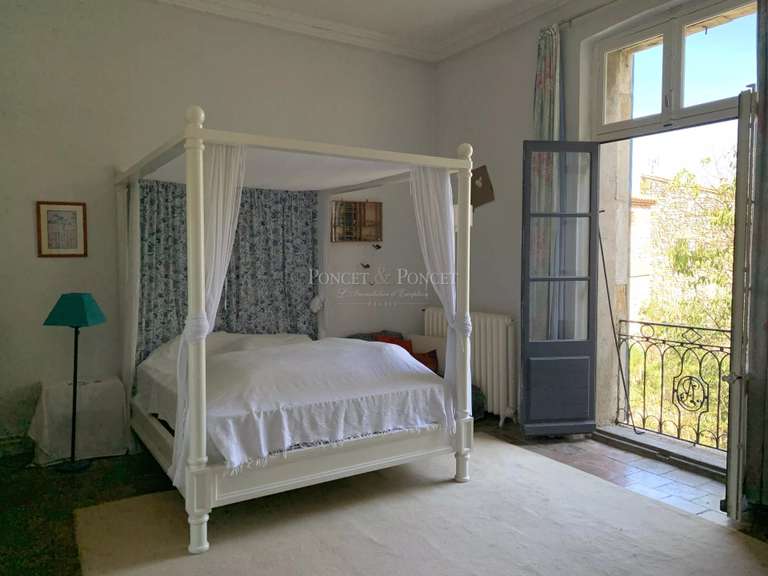 Château Uzès - 9 chambres - 850m²