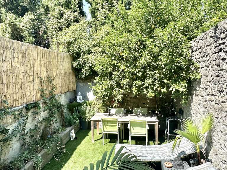 Maison Uzès - 5 chambres - 209m²