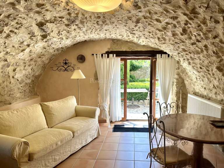 House Barjac - 9 bedrooms - 540m²