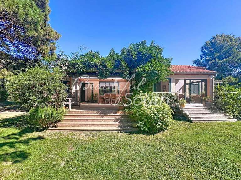 House Estoher - 5 bedrooms - 147m²