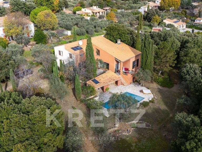 House Villeneuve - 6 bedrooms - 288m²