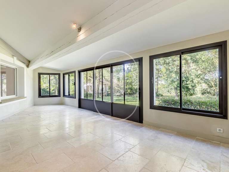 Villa L'Isle-sur-la-Sorgue - 5 chambres - 188m²