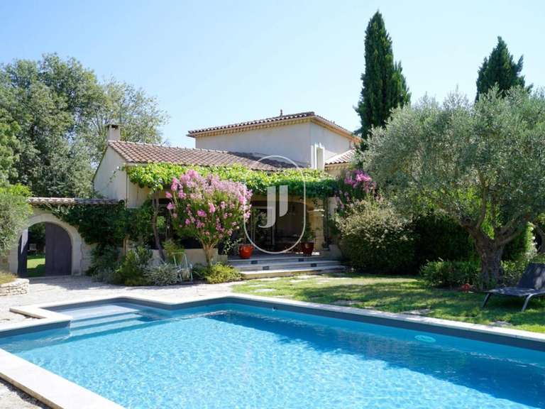 Villa L'Isle-sur-la-Sorgue - 5 chambres - 188m²
