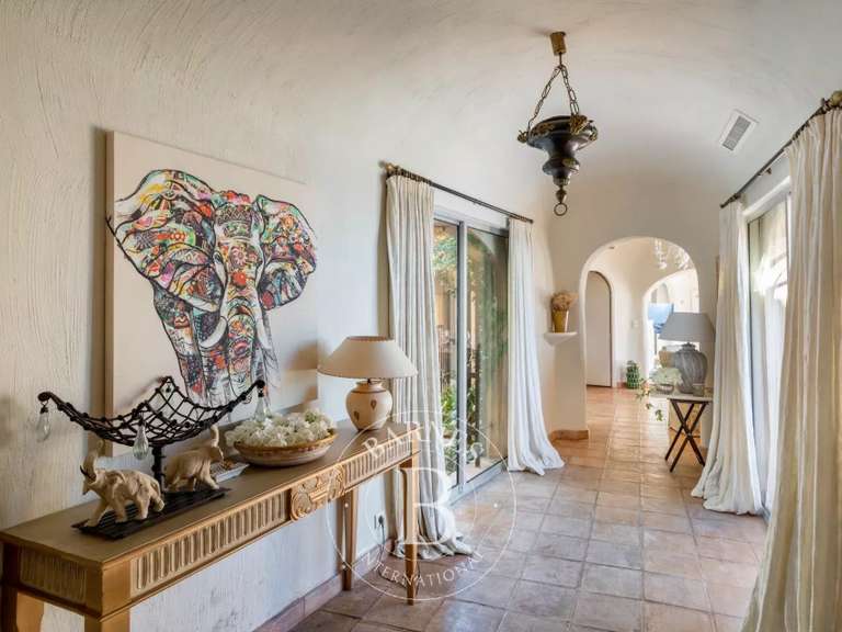 Villa with Sea view Théoule-sur-Mer - 4 bedrooms - 300m²