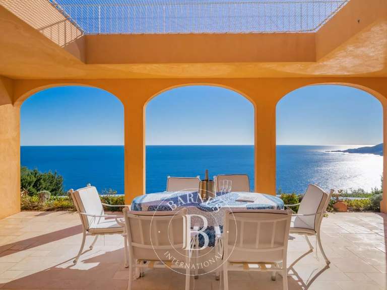 Villa with Sea view Théoule-sur-Mer - 4 bedrooms - 300m²