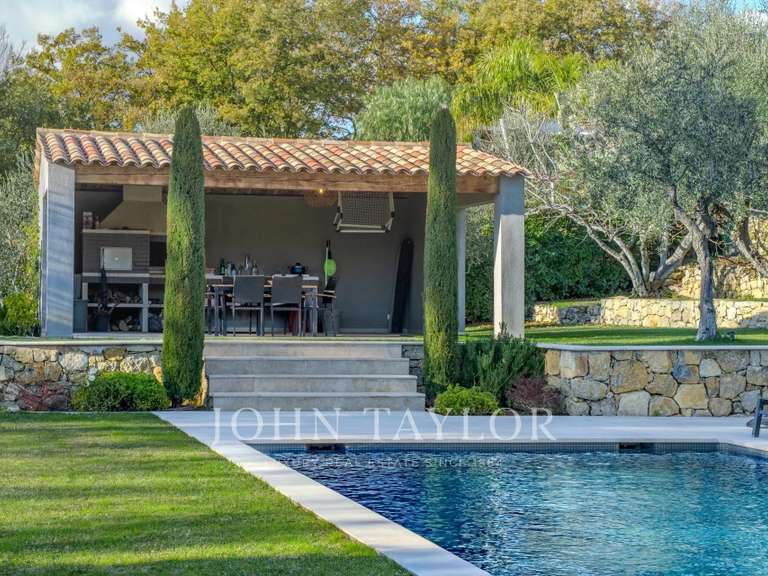 Maison Le Rouret - 4 chambres - 195m²