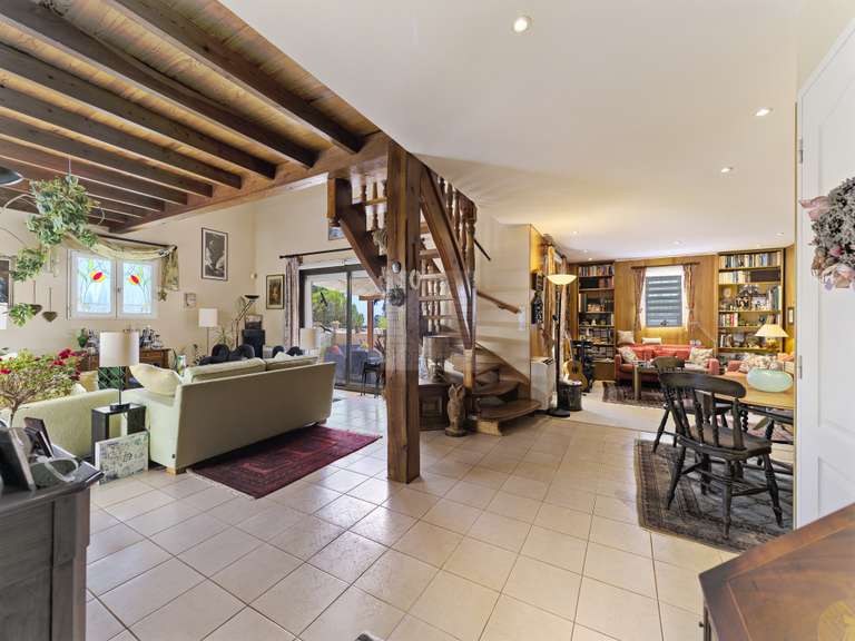 Maison Villeneuve-Loubet - 3 chambres - 121m²