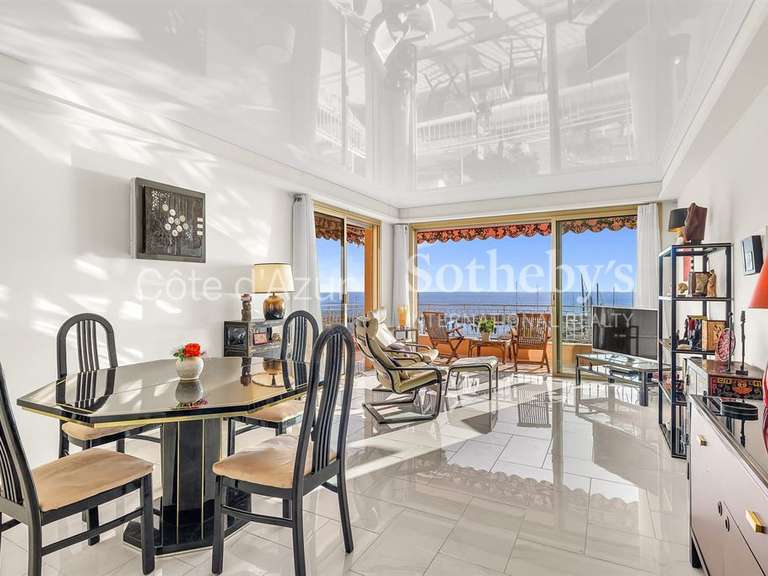 Apartment with Sea view Menton - 2 bedrooms - 65m²