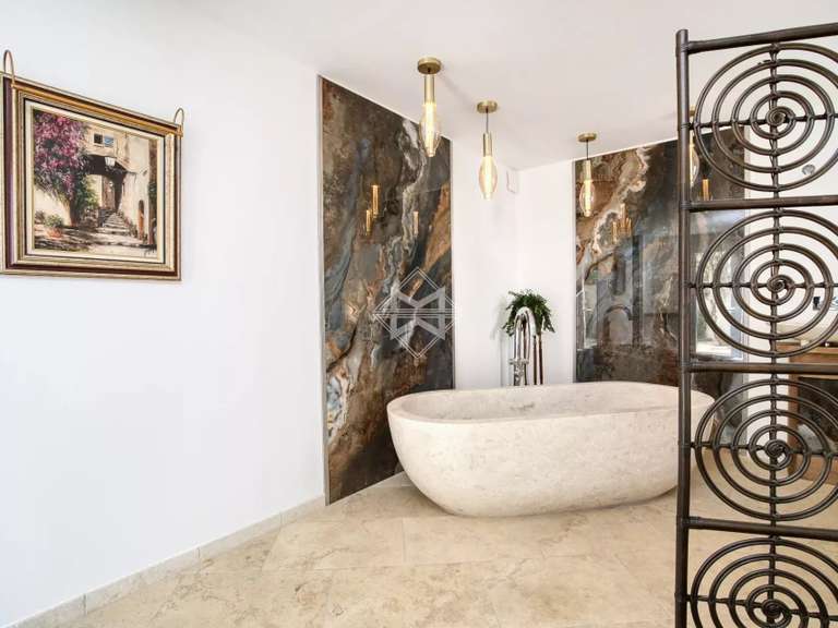 House Cogolin - 4 bedrooms - 280m²