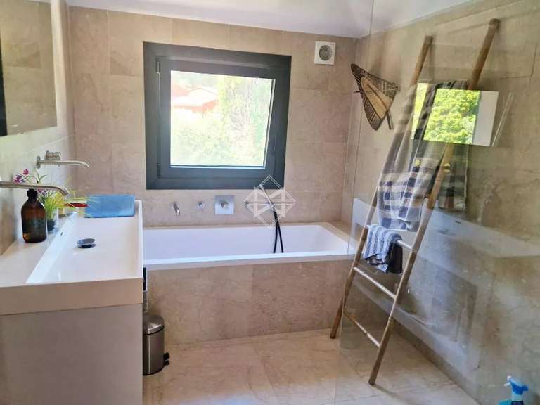 Villa Mougins - 4 bedrooms - 160m²