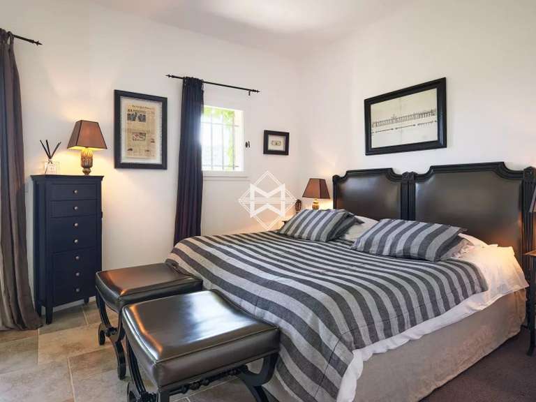 Villa Grimaud - 8 bedrooms - 600m²