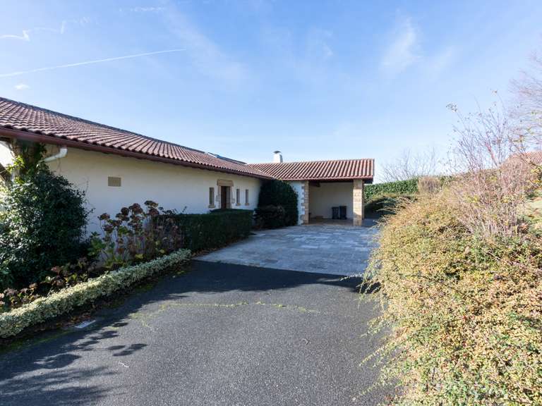 Property Souraïde - 4 bedrooms - 266m²