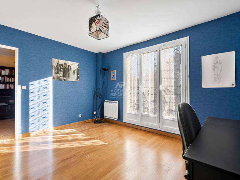 Maison Saint-Germain-en-Laye - 5 chambres - 181m²