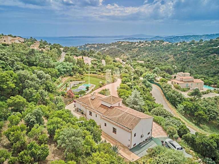 Villa avec Vue sur mer Roquebrune-sur-Argens - 4 chambres - 190m²