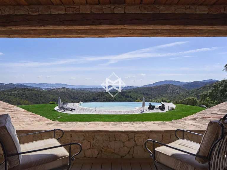 Villa Les Adrets-de-l'Estérel - 17 bedrooms - 2100m²