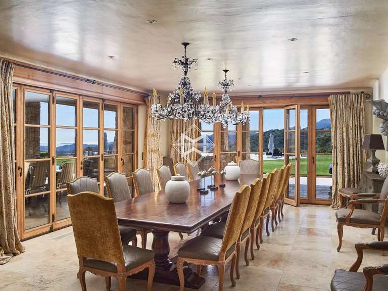 Villa Les Adrets-de-l'Estérel - 17 bedrooms - 2100m²