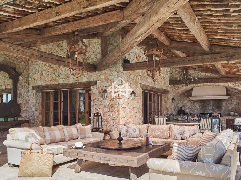 Villa Les Adrets-de-l'Estérel - 17 bedrooms - 2100m²