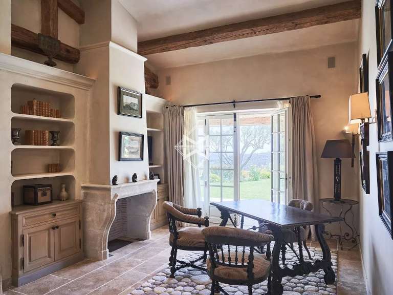 Villa Les Adrets-de-l'Estérel - 17 bedrooms - 2100m²