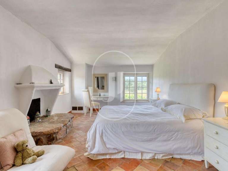 Maison Vidauban - 5 chambres - 300m²