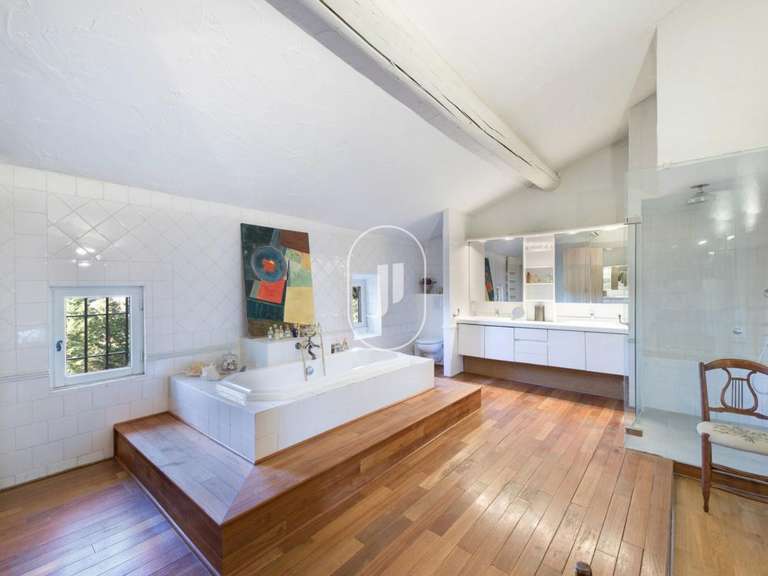 Maison Maubec - 5 chambres - 575m²