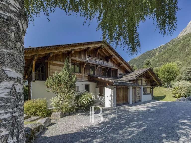 Chalet Chamonix-Mont-Blanc - 5 chambres - 323m²