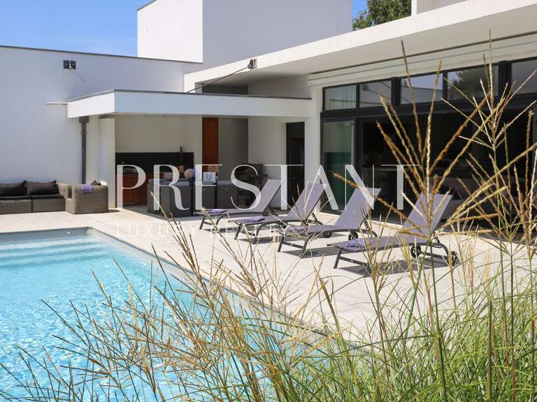House Biarritz - 4 bedrooms - 200m²