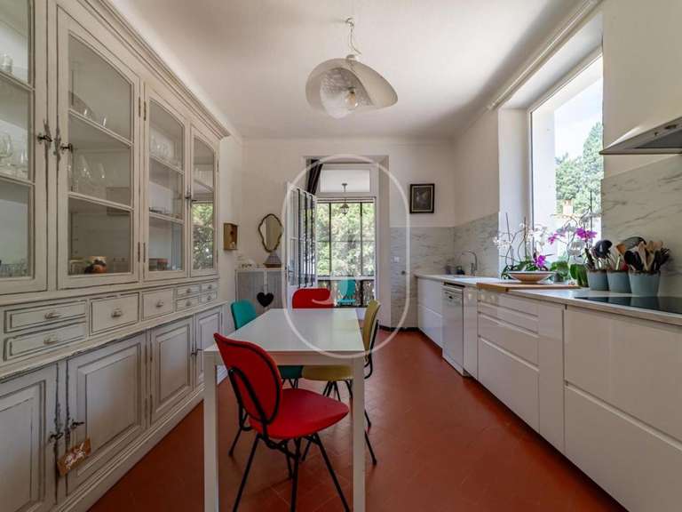 Maison Arles - 16 chambres - 760m²